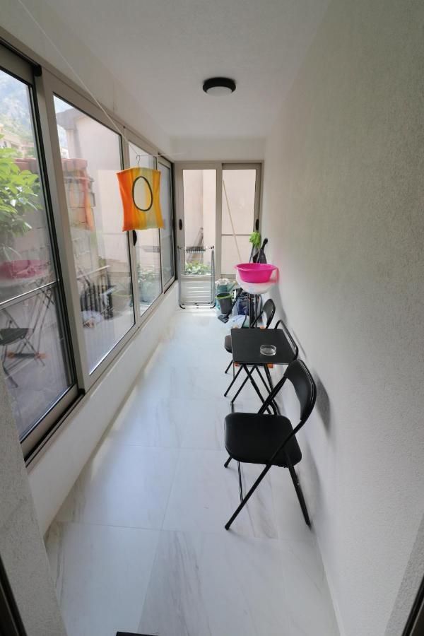 Apartment Sandrita Котор Екстериор снимка